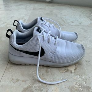 Nike Roshe One